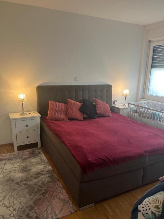 Mobilierte 5 Zimmer Zur Vermieten * Frankfurt am Main